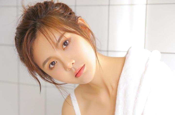 张婉莹教育视频